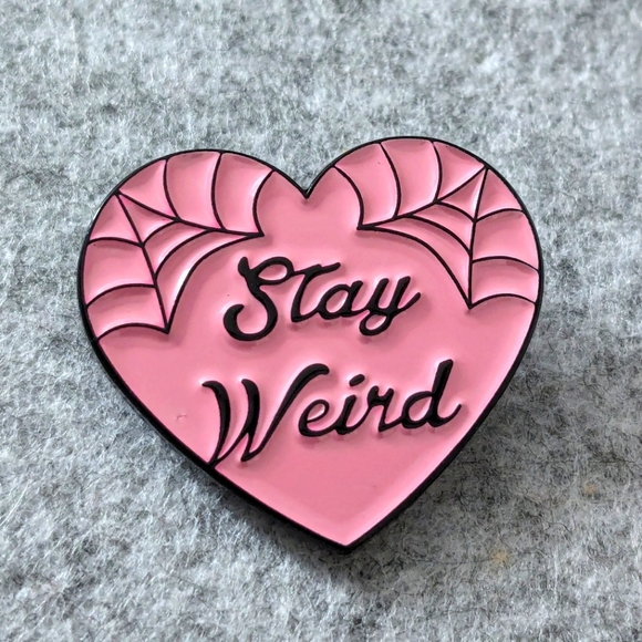 "Stay Weird" Heart Pin - Picture 1 of 3